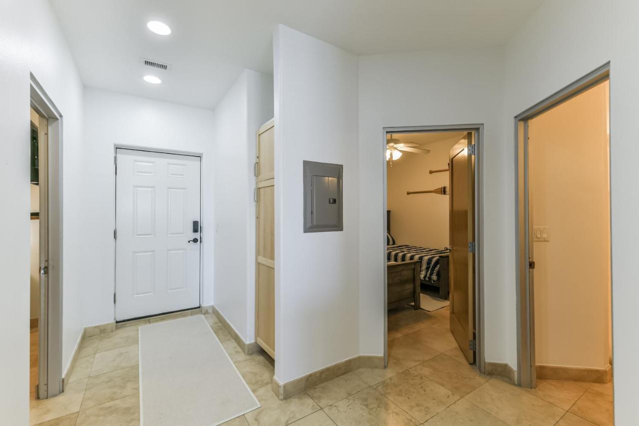 Luxury High Rise Oceanfront Appartamento